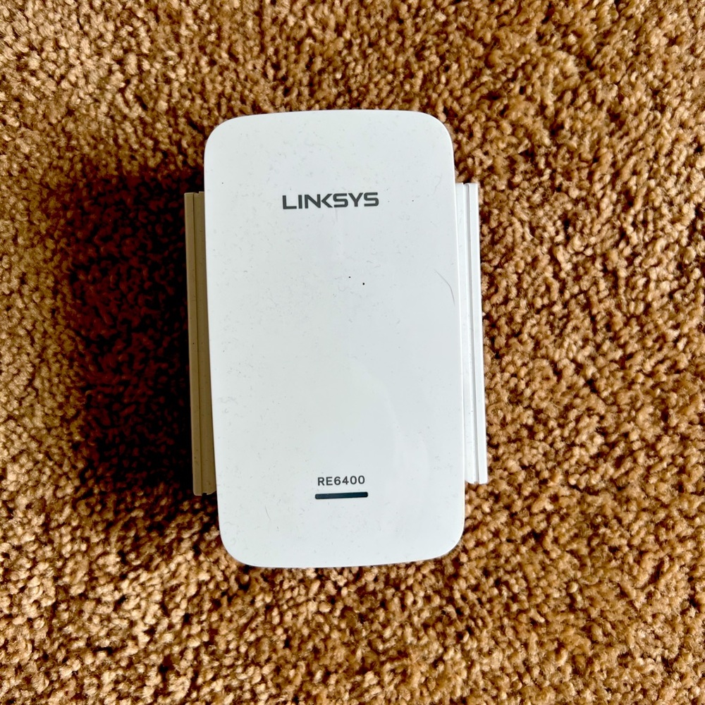 Linksys WireLess Internet Range Extender